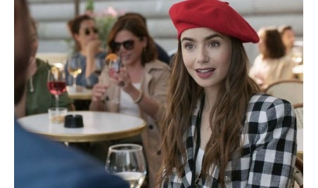 Marchez dans les pas d'Emily in Paris