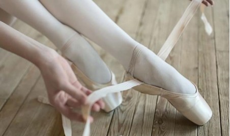 TOUR THE OPERA AND MEET A BALLET DANCER ‹ Greets Paris