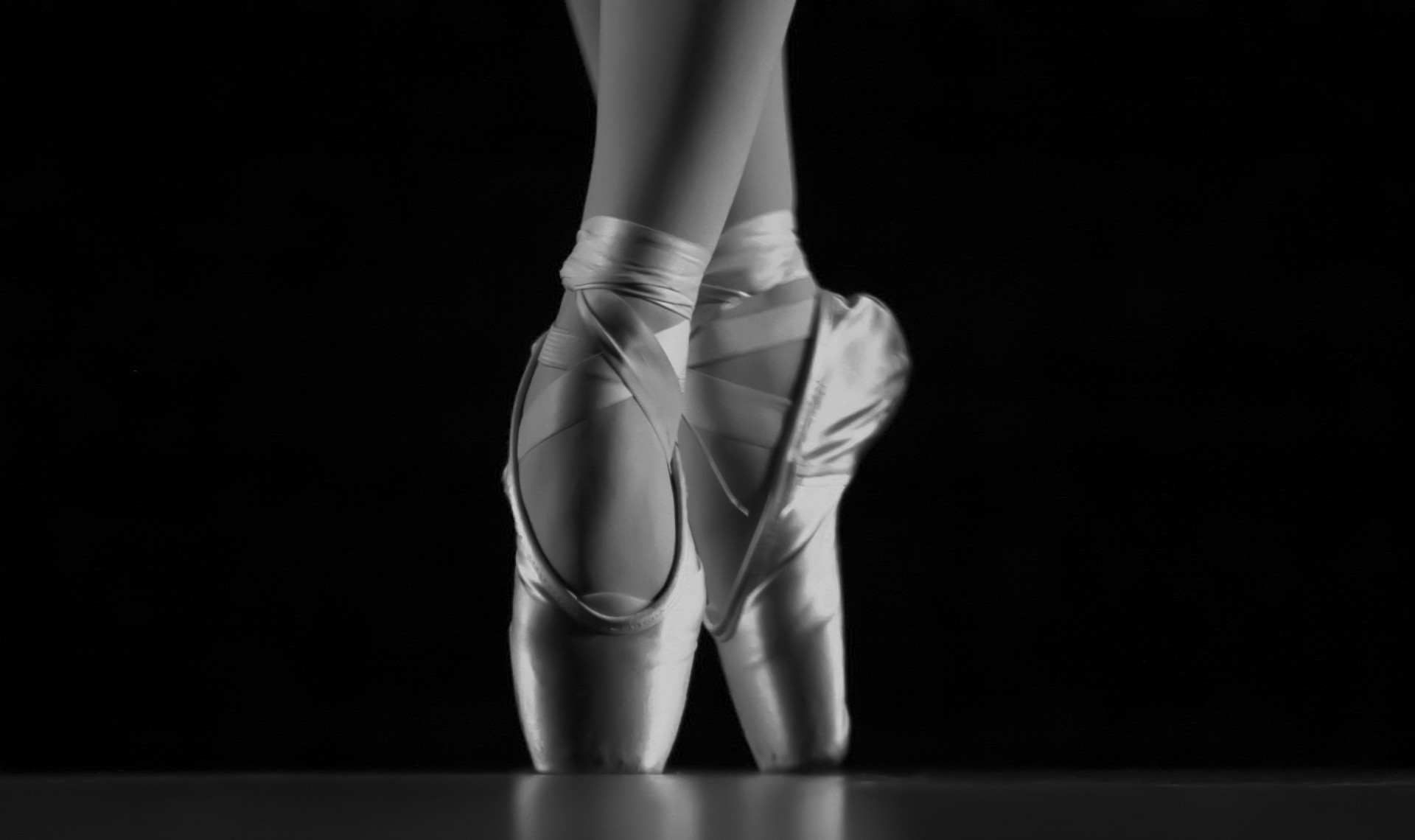 COURS PARTICULIER DE DANSE CLASSIQUE AVEC UN DANSEUR DE L'OPERA NATIONAL DE PARIS ‹ Greets Paris