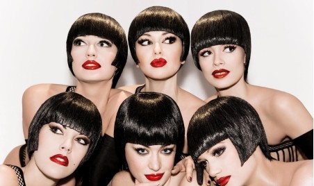 Backstage, experience of Crazy Horse Cabaret ‹ Greets Paris