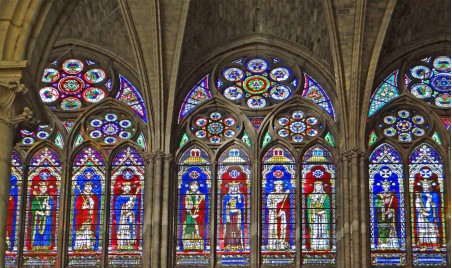 Cathedral Basilica of Saint-Denis, necropolis of the Kings of France‹ Greets Paris