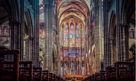 Cathedral Basilica of Saint-Denis, necropolis of the Kings of France‹ Greets Paris