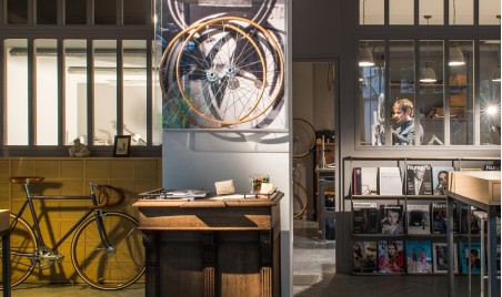 THE FRENCH CYCLING ART OF LIVING ‹ Greets Paris