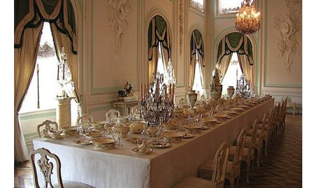 Les arts de la table «Service» à la française