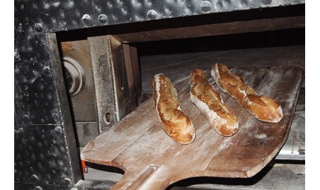 Fabrication de la baguette traditionnelle française