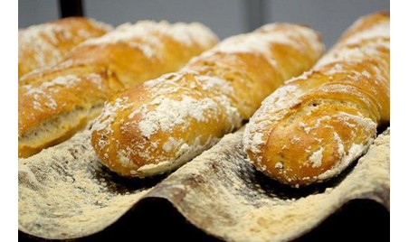 Fabrication de la baguette traditionnelle française