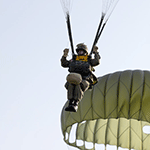 parachutiste_debarquement_6juin1944_normandie_guerre