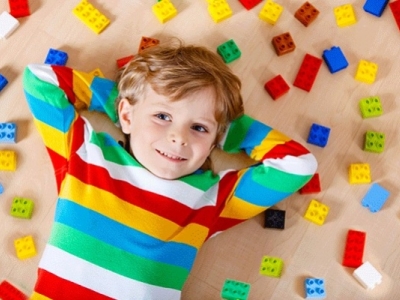 Let your kids enter the world of architecture while having fun. 