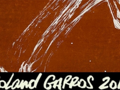 LA PETITE BALLE JAUNE A DE NOUVEAU LES PIEDS SUR TERRE